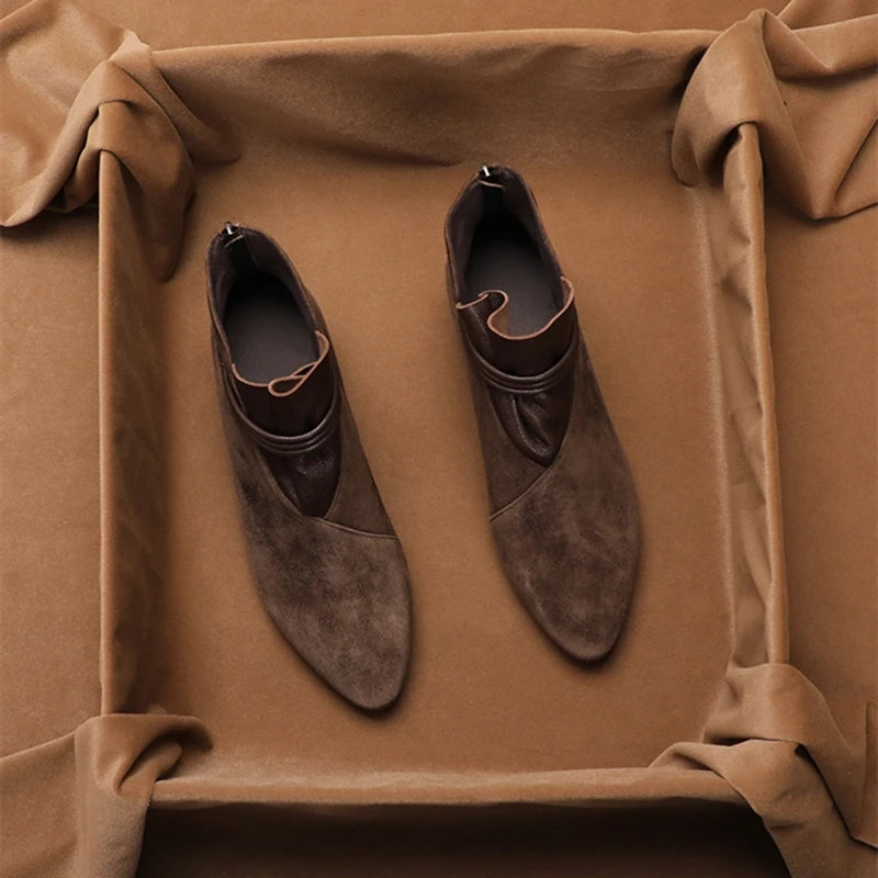 Bottes Vivienne noires pour femmes | Daim, bout pointu, talon confortable 2